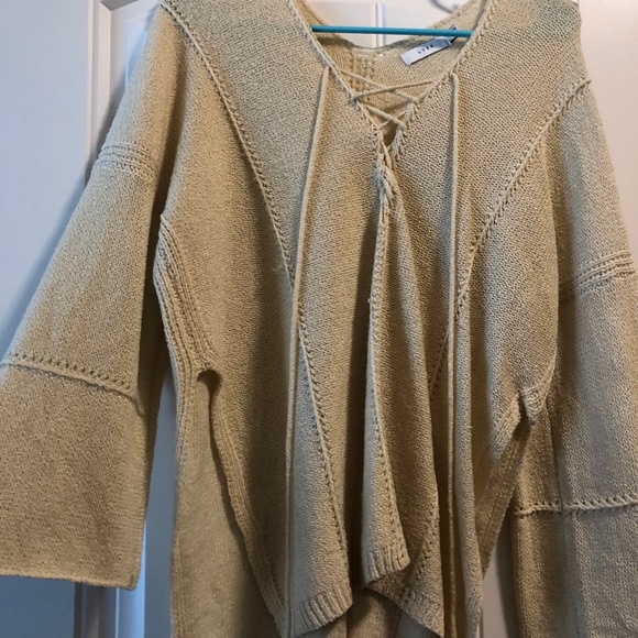 Blouses for sale! - Picture 3 of 13